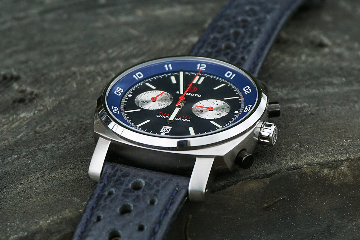 Affordable best sale racing chronograph